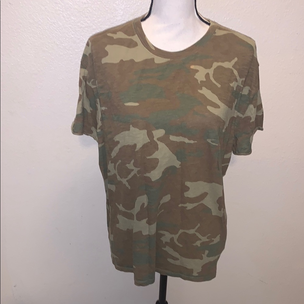 Free People Army Camouflage Woman’s Small Short Sleeve T-Shirt